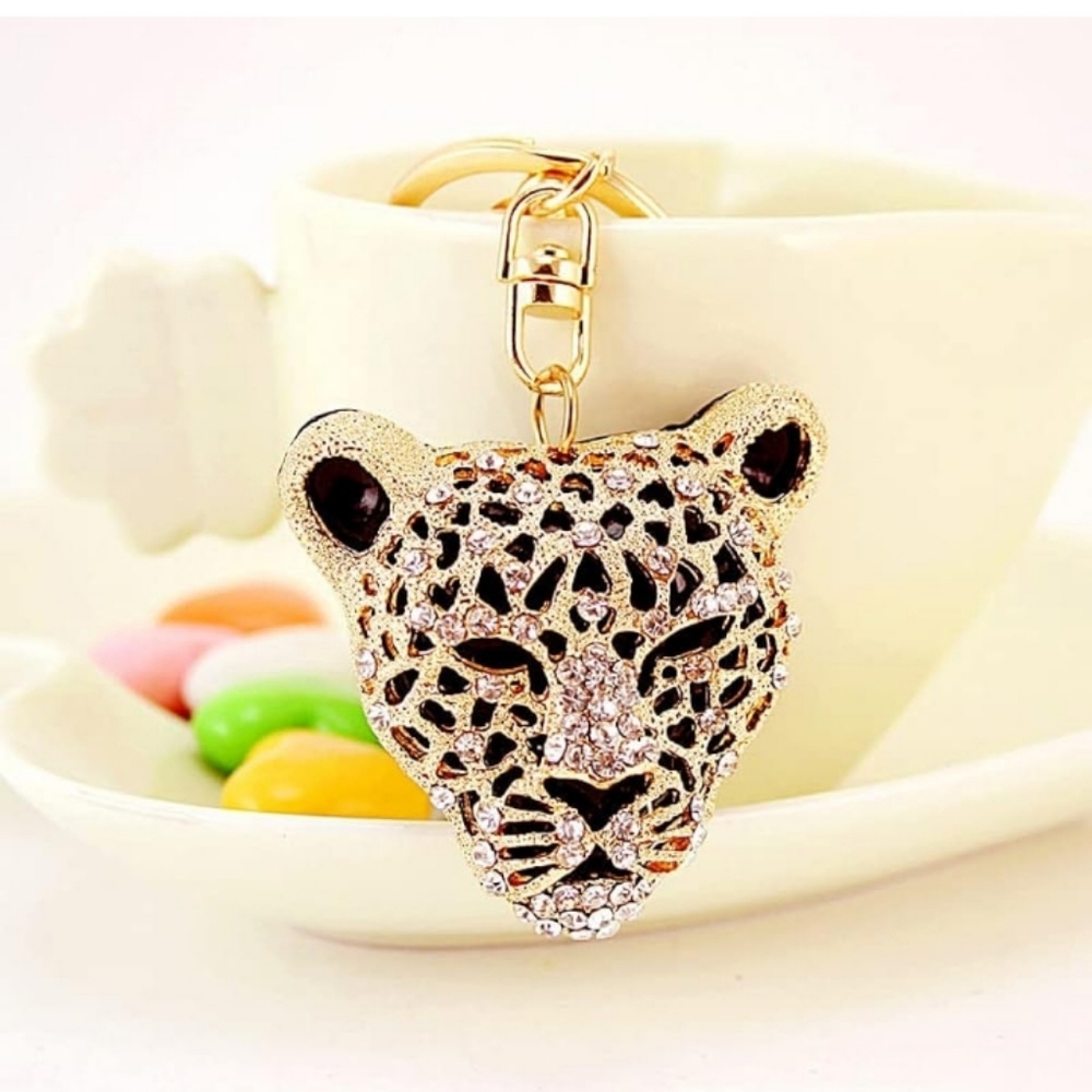 Leopard Charm Keychain - Picture 7 of 9
